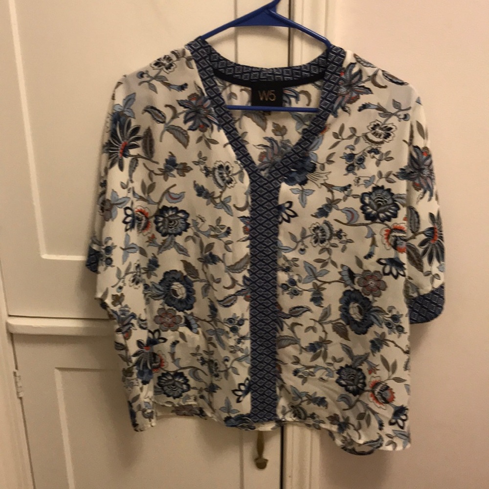 W5 blouse with cute details